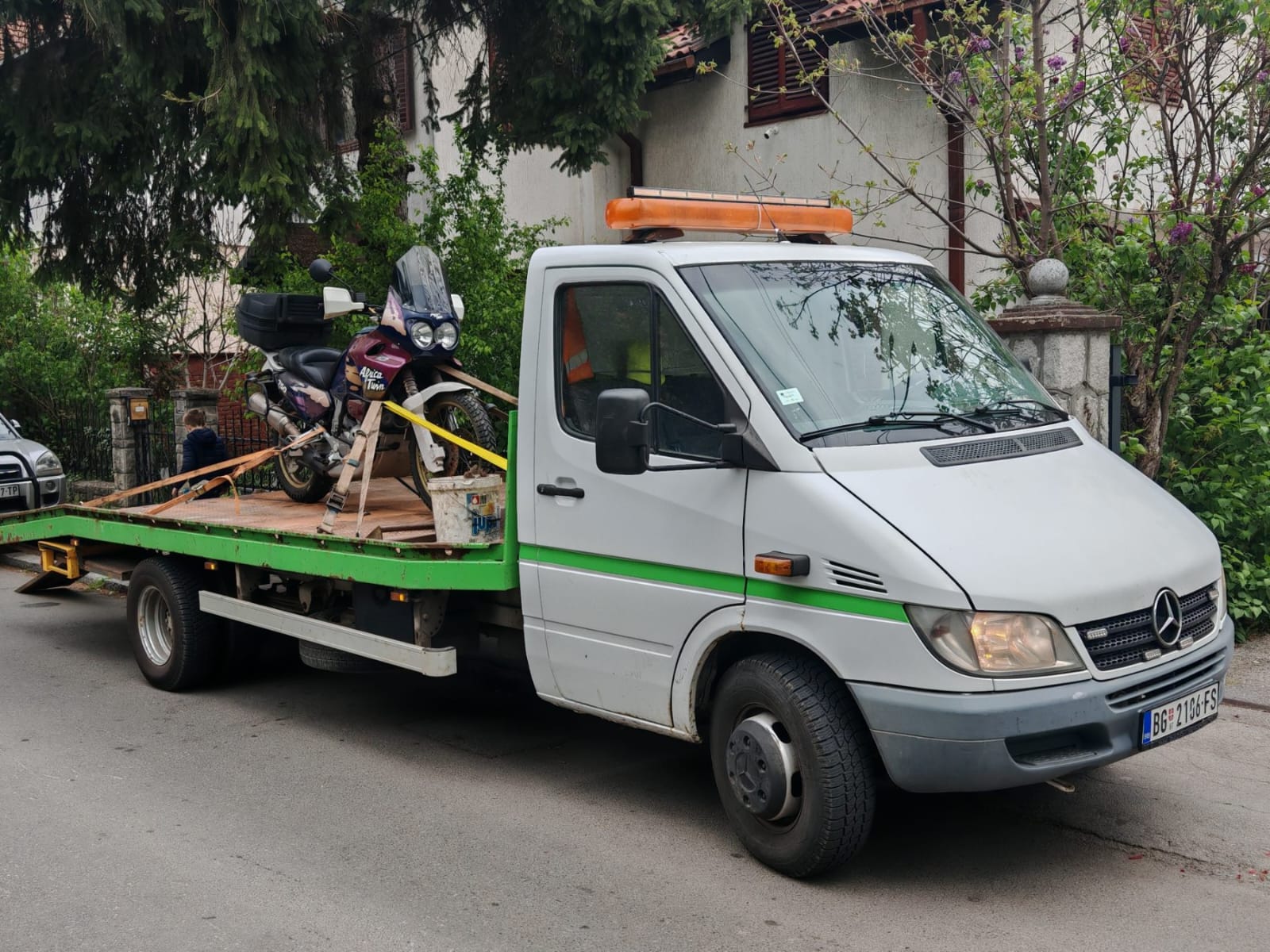 Mercedes Sprinter šlep platforma nosivosti 3 tone